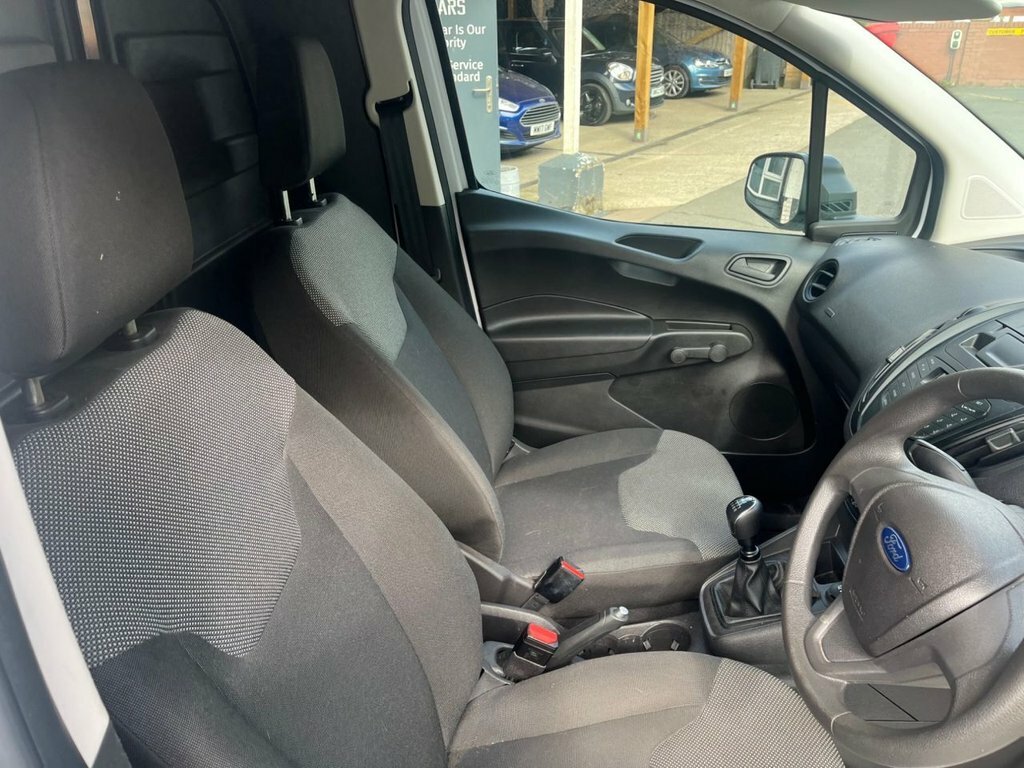 Ford Transit Courier 1.0 Ecoboost Leader Van 6 Speed Blue #29