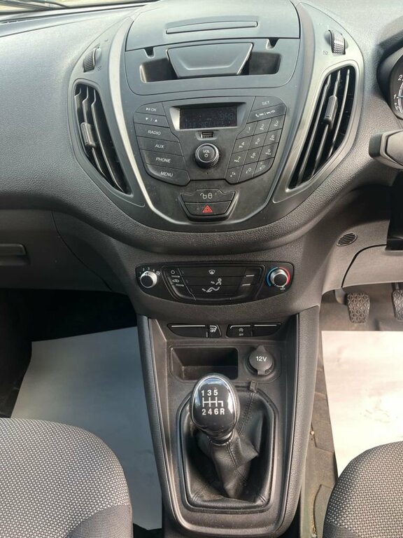Ford Transit Courier 1L Leader White #4