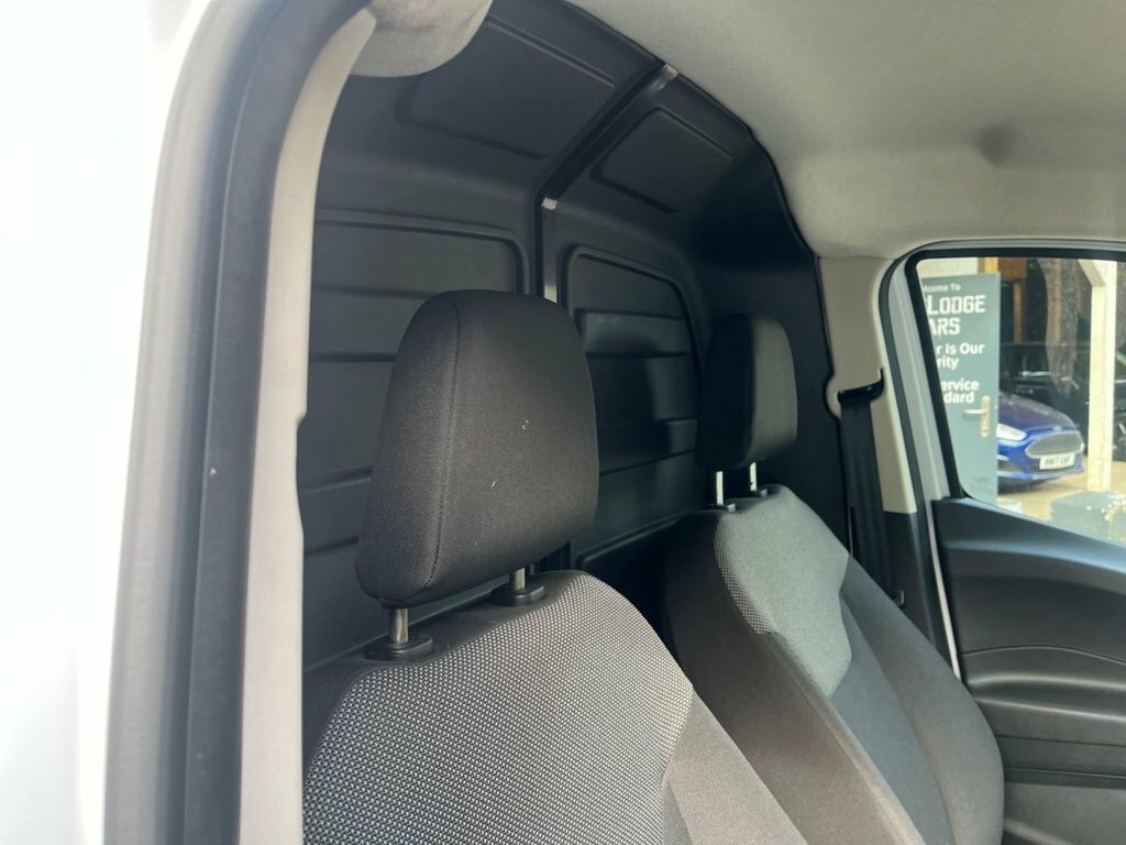 Ford Transit Courier 1.0 Ecoboost Leader Van 6 Speed Blue #30