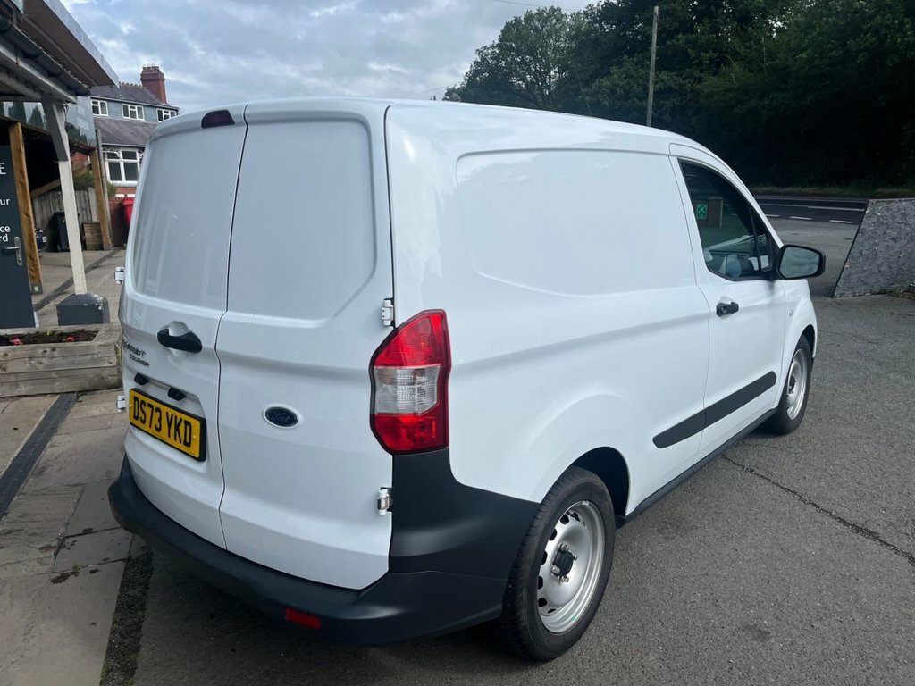 Ford Transit Courier 1.0 Ecoboost Leader Van 6 Speed Blue #26