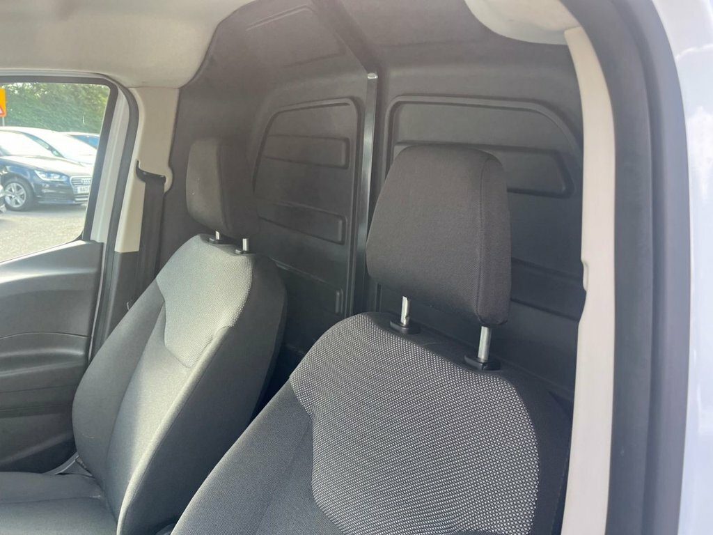 Ford Transit Courier 1.0 Ecoboost Leader Van 6 Speed Blue #44