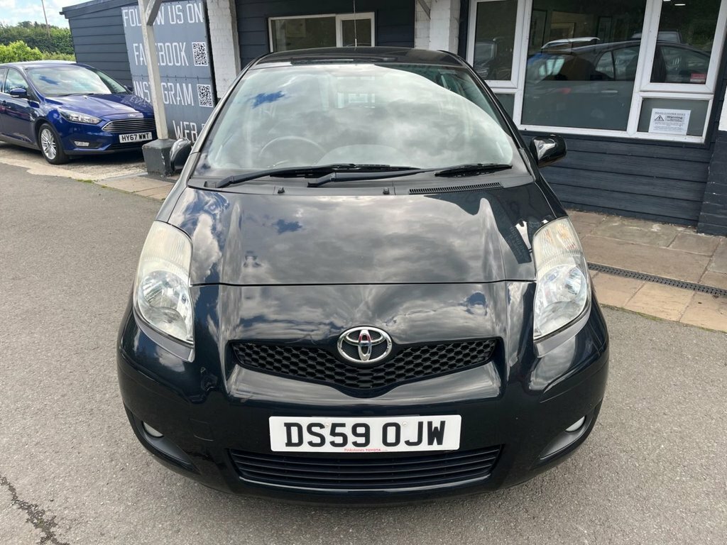 Toyota Yaris Hatchback Grey #28