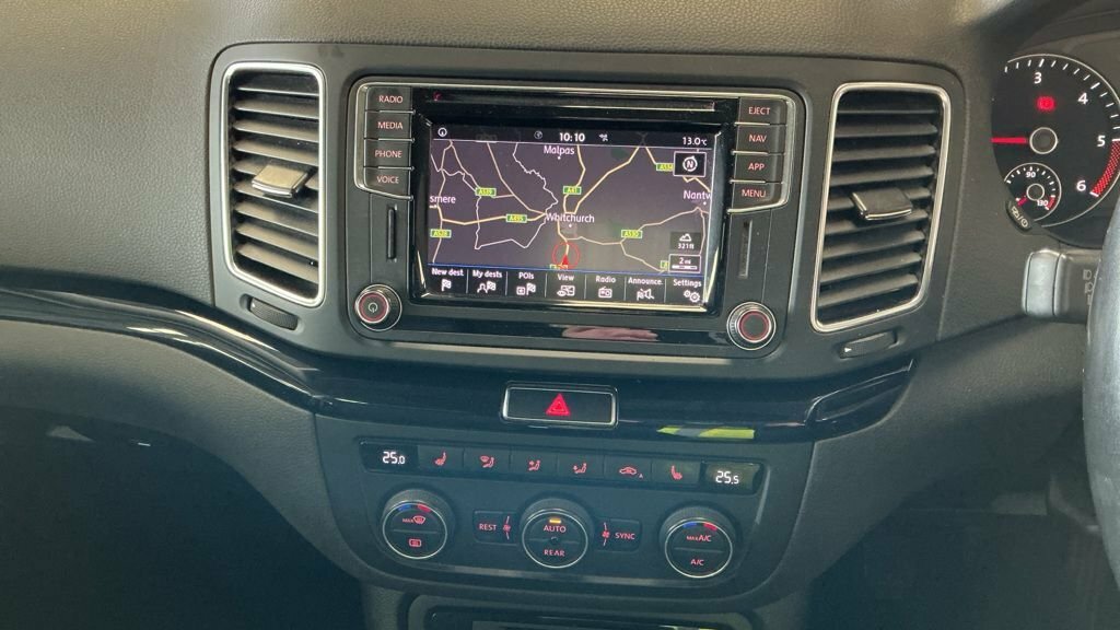 Volkswagen Sharan  Red #11