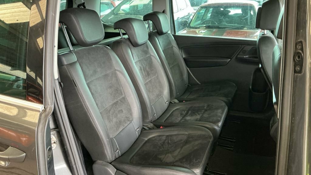 Volkswagen Sharan  Red #8