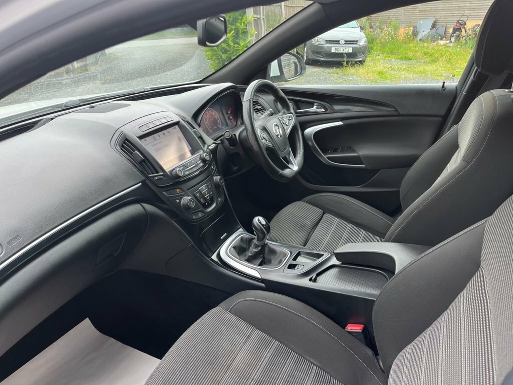 Vauxhall Insignia 1.6 Cdti Sri Vx-line Nav Start Stop White #59