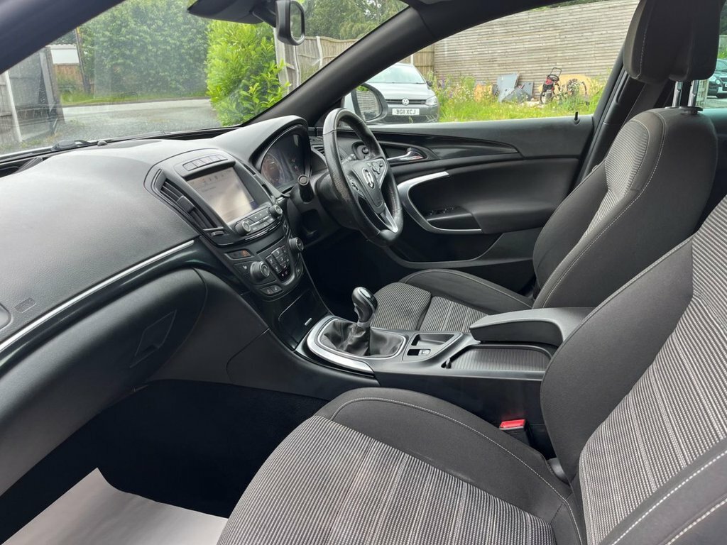Vauxhall Insignia 1.6 Cdti Sri Vx-line Nav Start Stop White #29