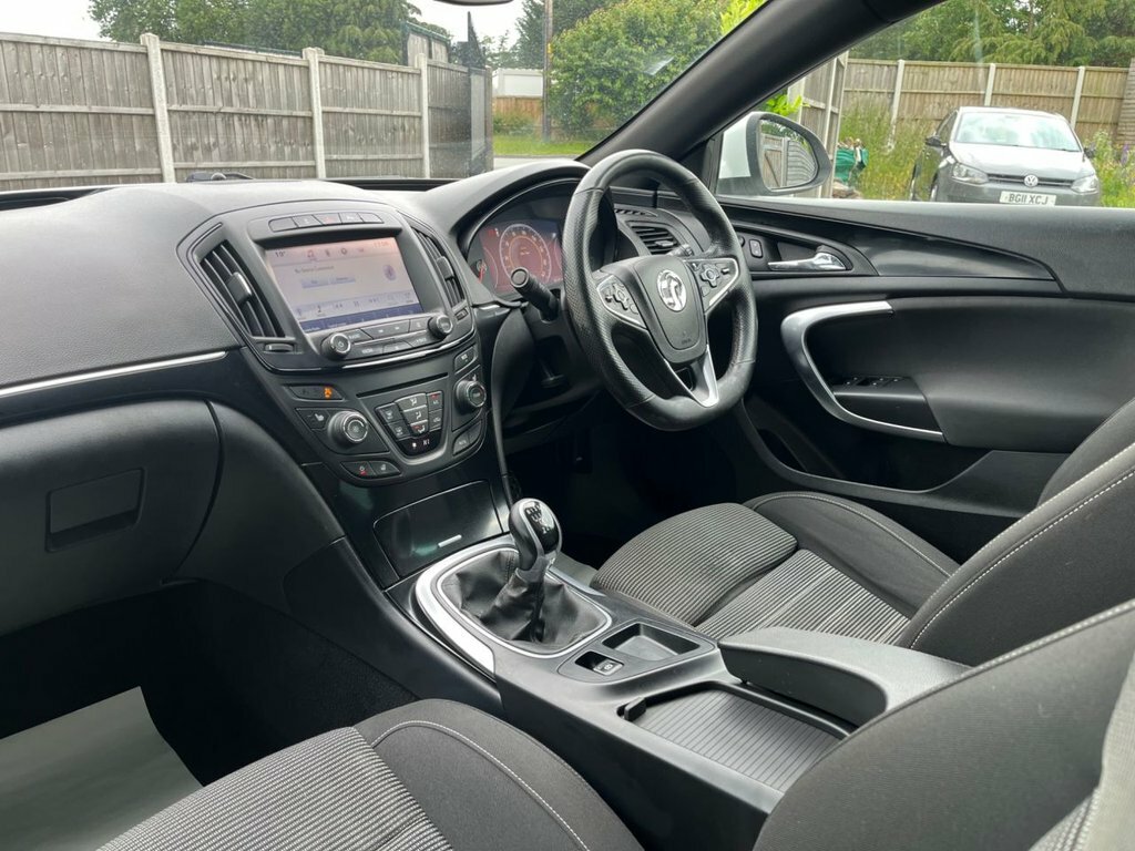 Vauxhall Insignia 1.6 Cdti Sri Vx-line Nav Start Stop White #56