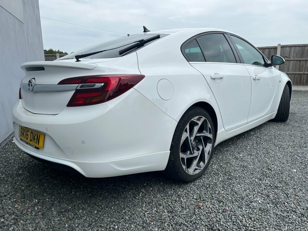 Vauxhall Insignia 1.6 Cdti Sri Vx-line Nav Start Stop White #19