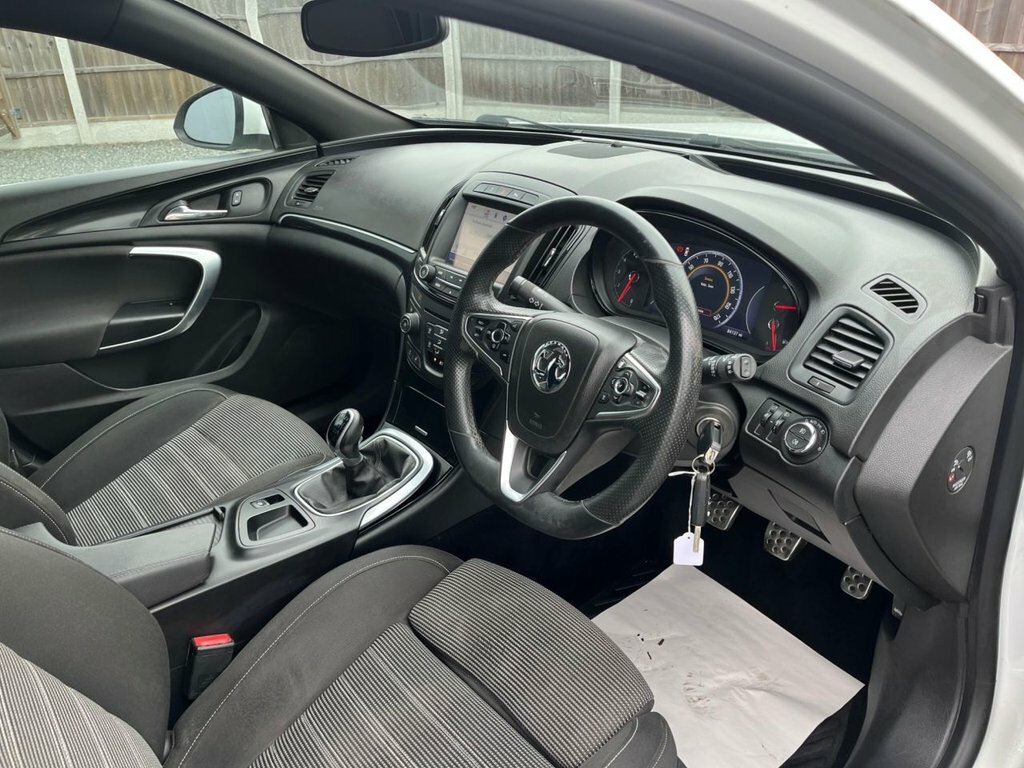 Vauxhall Insignia 1.6 Cdti Sri Vx-line Nav Start Stop White #42