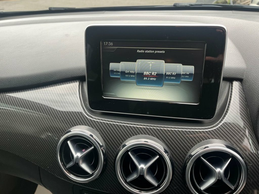 Mercedes-Benz B Class B180 Cdi Amg Line Black #29