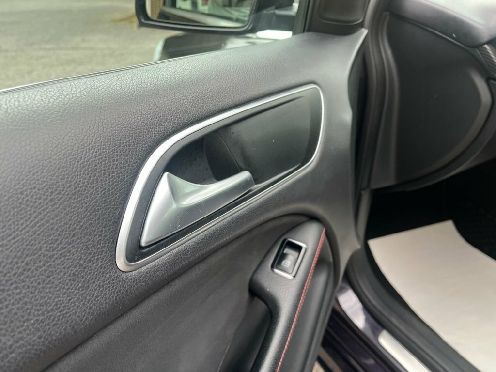 Mercedes-Benz B Class B180 Cdi Amg Line Black #53