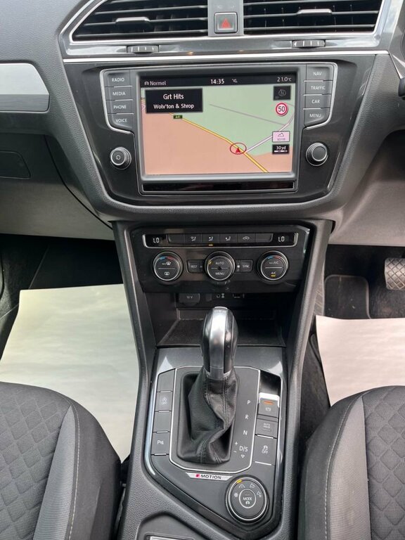 Volkswagen Tiguan 2L Se Navigation Grey #3