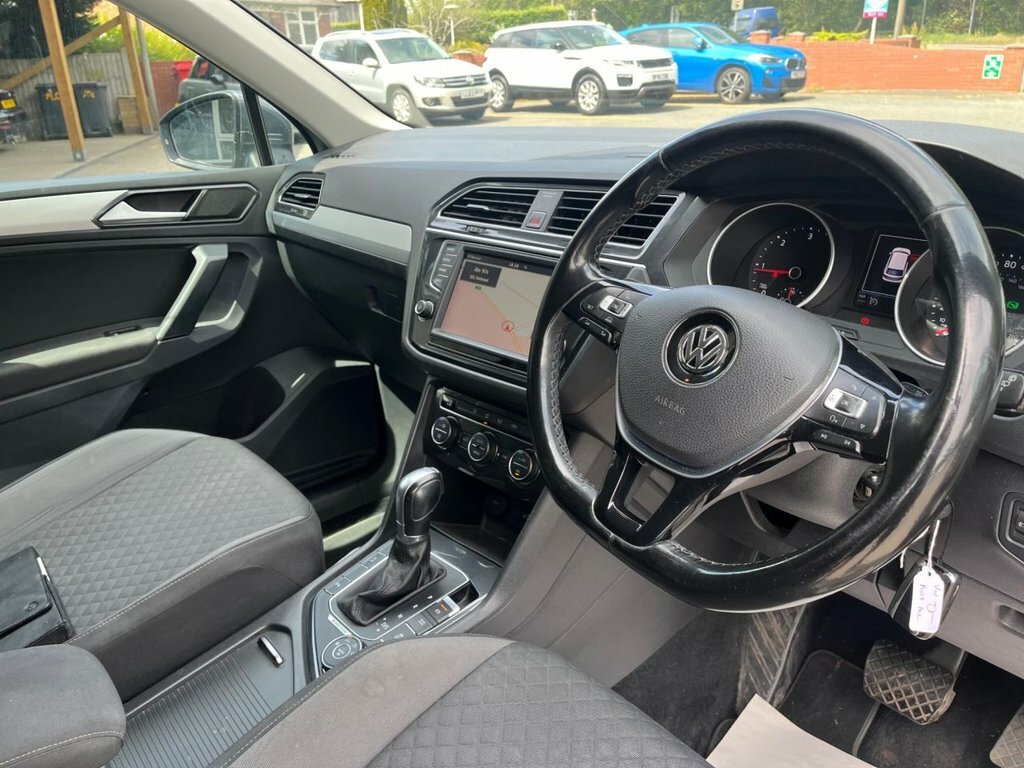 Volkswagen Tiguan 2L Se Navigation Grey #2