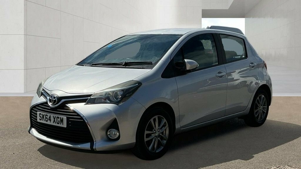 Toyota Yaris 1L Icon Silver #2