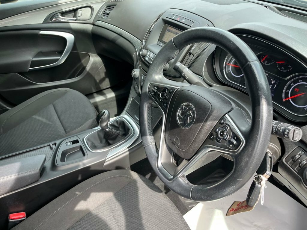 Vauxhall Insignia 2.0 Sri Nav Cdti Ecoflex Ss 167 Bhp White #29