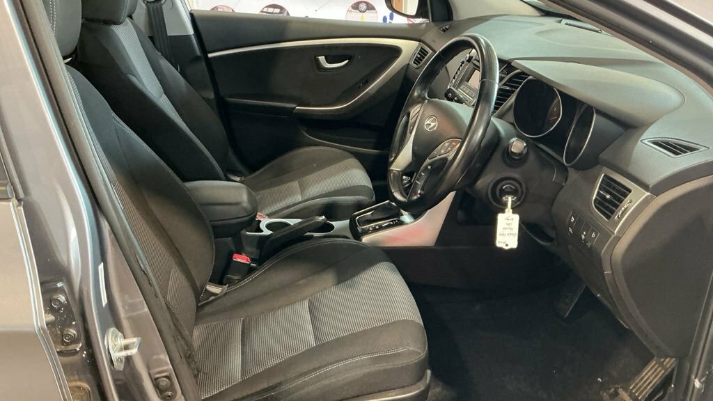 Hyundai I30 1.6 Crdi Se Euro 5 Grey #9