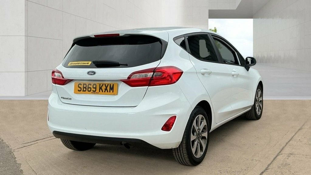 Ford Fiesta 1L Trend White #4