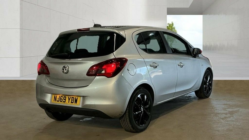 Vauxhall Corsa 1.4L Griffin Silver #4