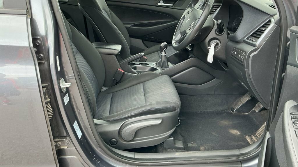 Hyundai Tucson 2.0 Crdi Blue Drive Grey #9