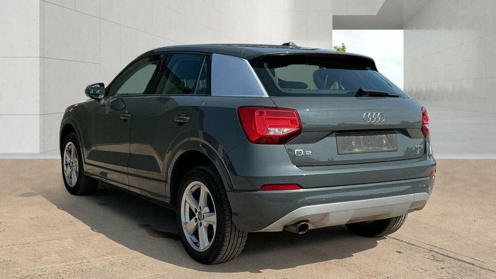 Audi Q2 1L Sport Grey #3