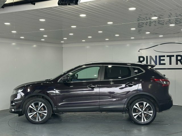 Nissan Qashqai 1.3 Dig-t N-connecta Suv Euro 6 HF19WMO Black #3