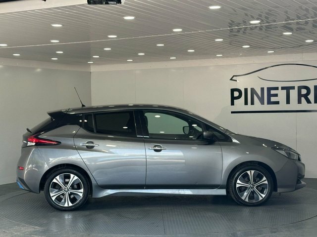 Nissan Leaf 40Kwh N-connecta Hatchback 150 DV70RNA Grey #5