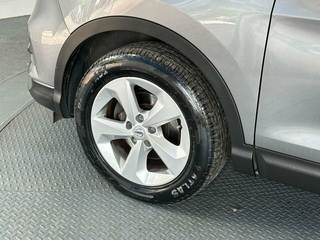 Nissan Qashqai 1.3 Dig-t Acenta Premium Suv Eur VK19OZE Grey #6