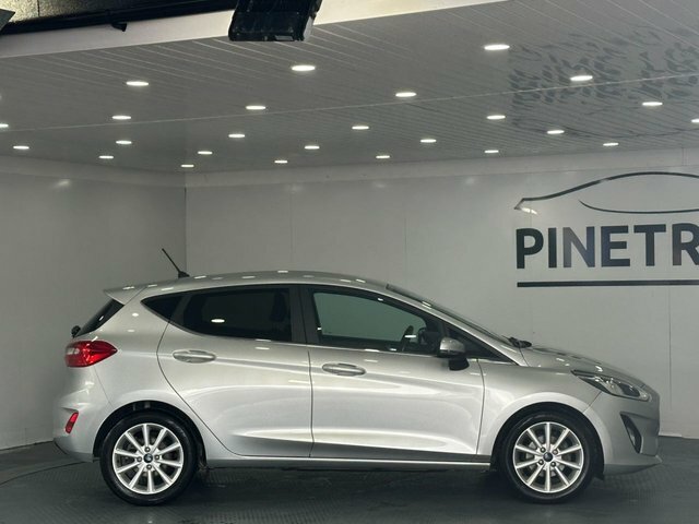 Ford Fiesta 1.5 Tdci Titanium Hatchback Euro FG68VUK Silver #4