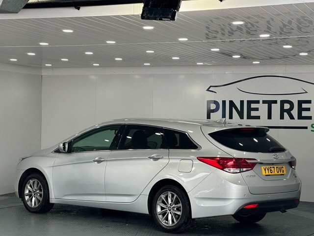 Hyundai I40 1.7 Crdi Blue Drive Se Nav Tourer Manua Silver #4