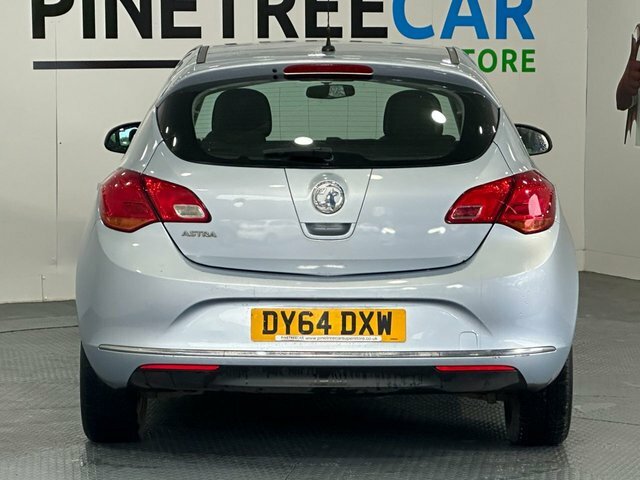 Vauxhall Astra 1.4 16V Design Hatchback Euro 5 DY64DXW Silver #6