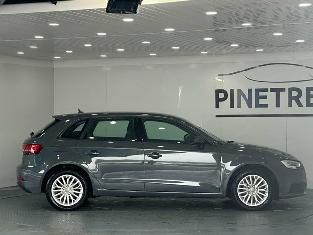 Audi A3 1.5 Tfsi Cod Se Technik Sportback Manua RV18EOP Grey #5