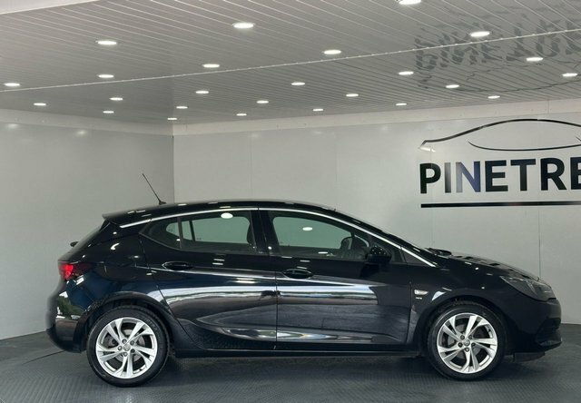 Vauxhall Astra 1.2 Turbo Sri Hatchback Euro 6 CE20NXM Black #5