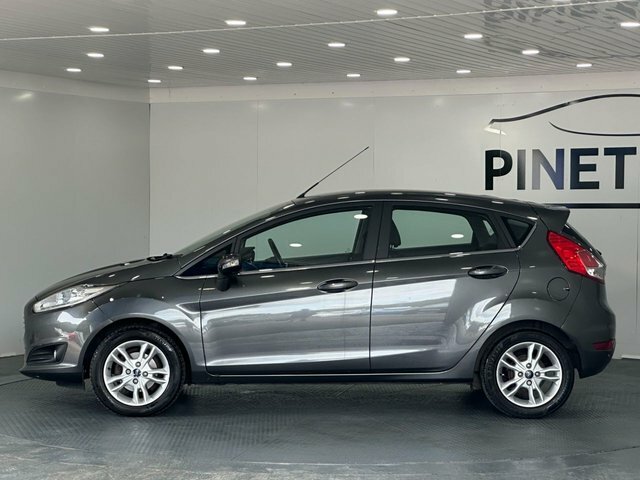 Ford Fiesta 1.6 Zetec Hatchback Powershift Euro 6 CA16UJN Grey #4