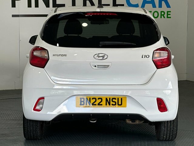 Hyundai I10 1.2 Premium Hatchback Euro 6 S S White #6