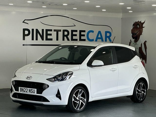 Hyundai I10 1.2 Premium Hatchback Euro 6 S S White #2