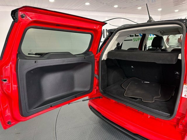 Ford Ecosport Zetec Red #29