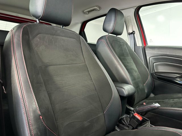 Ford Ecosport Zetec Red #12