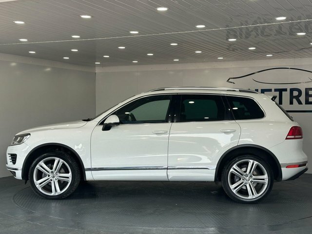 Volkswagen Touareg 3.0 Tdi V6 Bluemotion Tech R-line Plus Suv Die GL17LZJ White #3