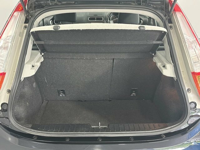 MG MG3 1.5 Vti-tech Exclusive Hatchback White #24