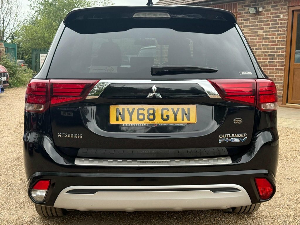Mitsubishi Outlander 2.4L 4H Black #5