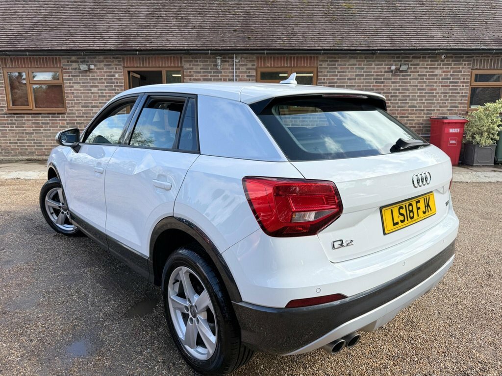Audi Q2 1.6 Tdi S Line Grey #8