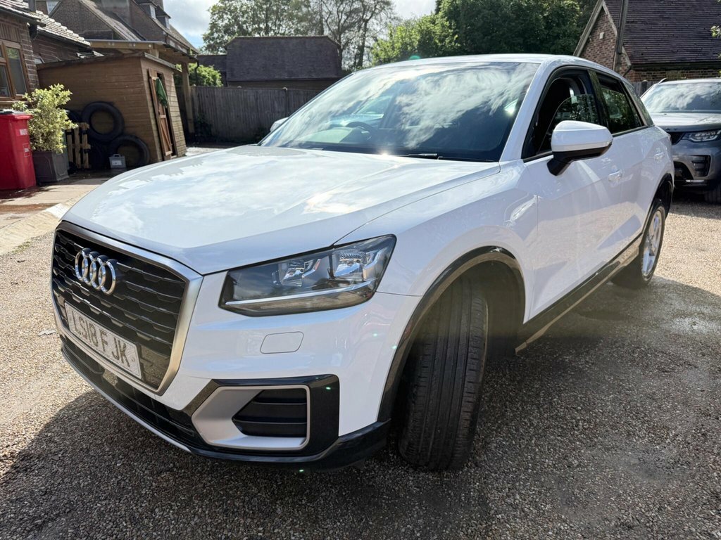 Audi Q2 1.4L Sport White #3