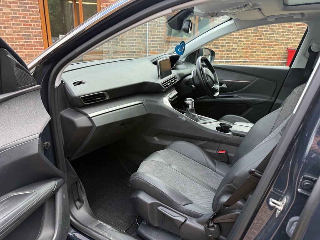 Peugeot 3008 1.2L Allure Grey #5