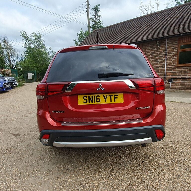 Mitsubishi Outlander 2.2L Gx3 Red #6