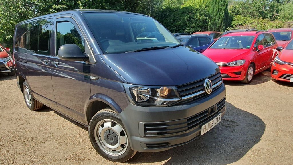 Volkswagen Transporter Shuttle 2L S Blue