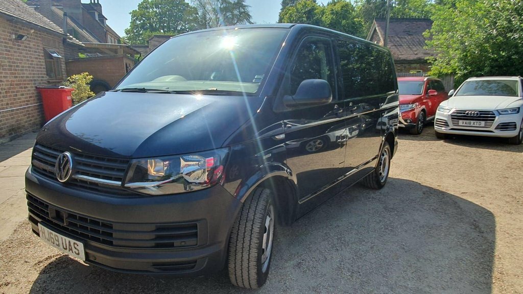 Volkswagen Transporter Shuttle 2L S Blue #3