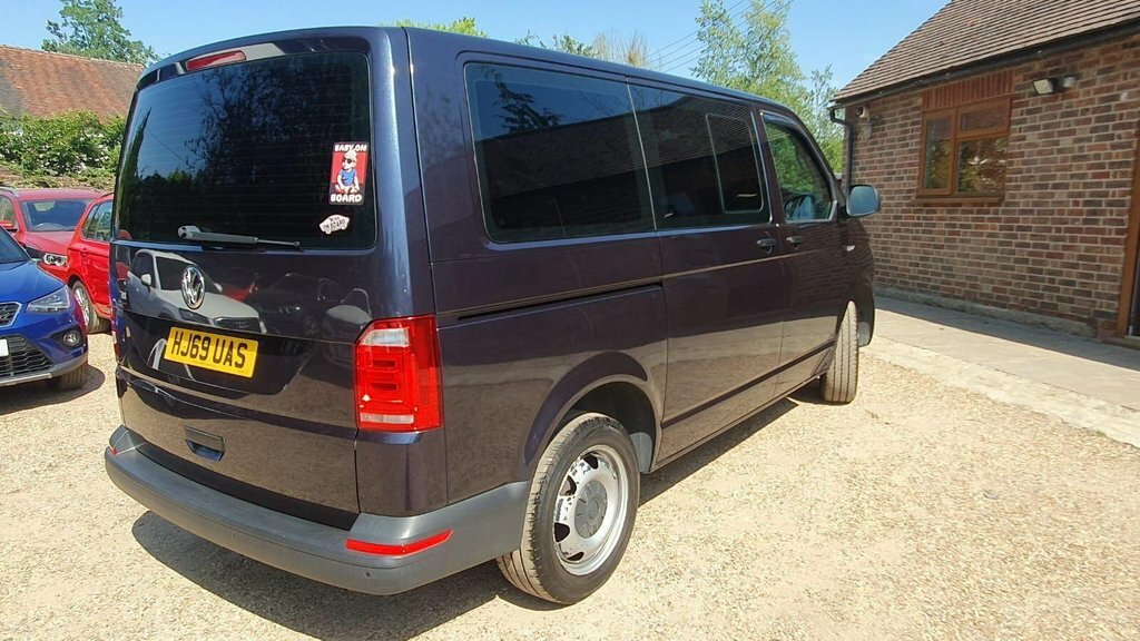 Volkswagen Transporter Shuttle 2.0 T32 Tdi Shuttle Se Bmt 148 Bhp Green #9