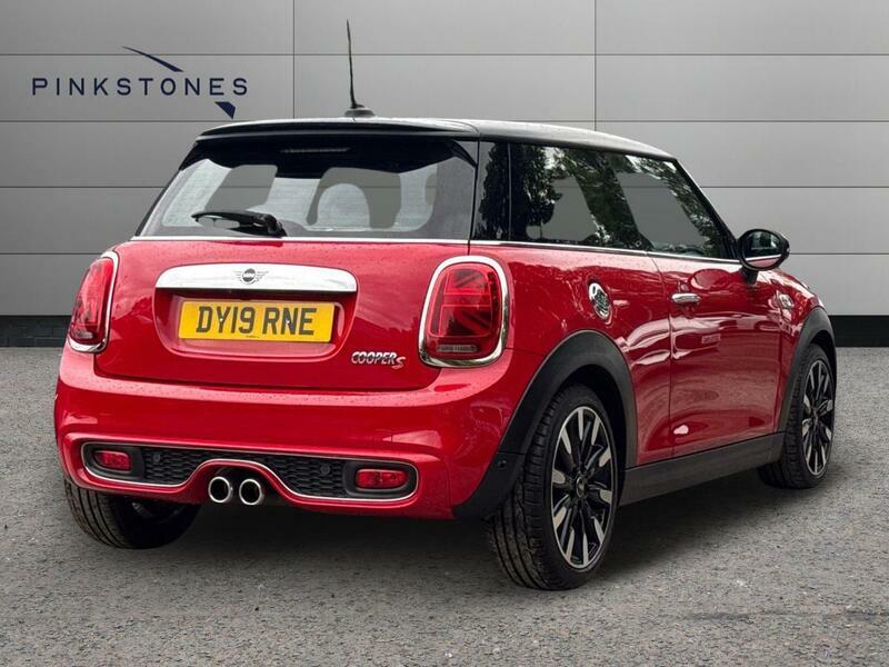 Mini Hatch 2.0 Cooper S Exclusive Steptronic Euro 6 Ss DY19RNE Red #3
