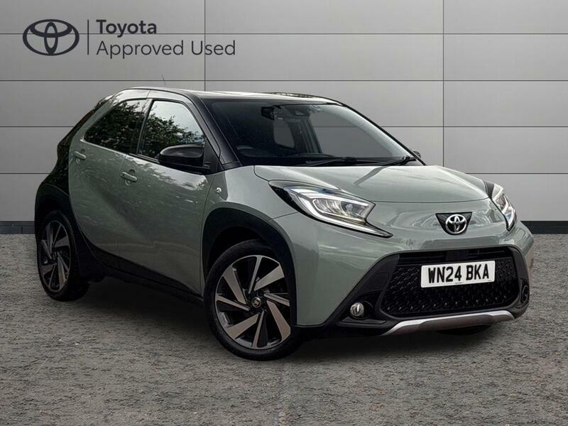Toyota Aygo X 1.0 Vvt-i Exclusive X-shift Euro 6 Ss Green