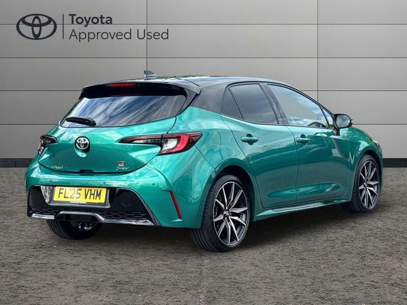Toyota Corolla 1.8 Vvt-h Gr Sport Hatchback Hybrid Cvt FL25VHM Green #3